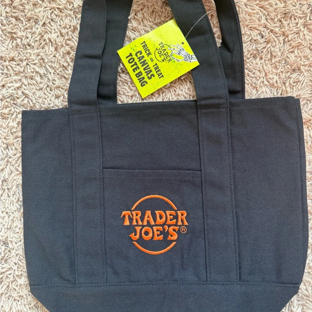 Trader Joe’s Mini Halloween Tote Set  (4) - Picture 5 of 5